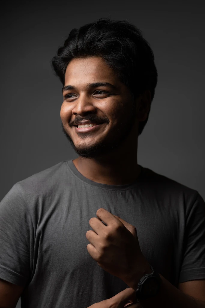 Aratrik Nandy, CEO & Lead Photographer